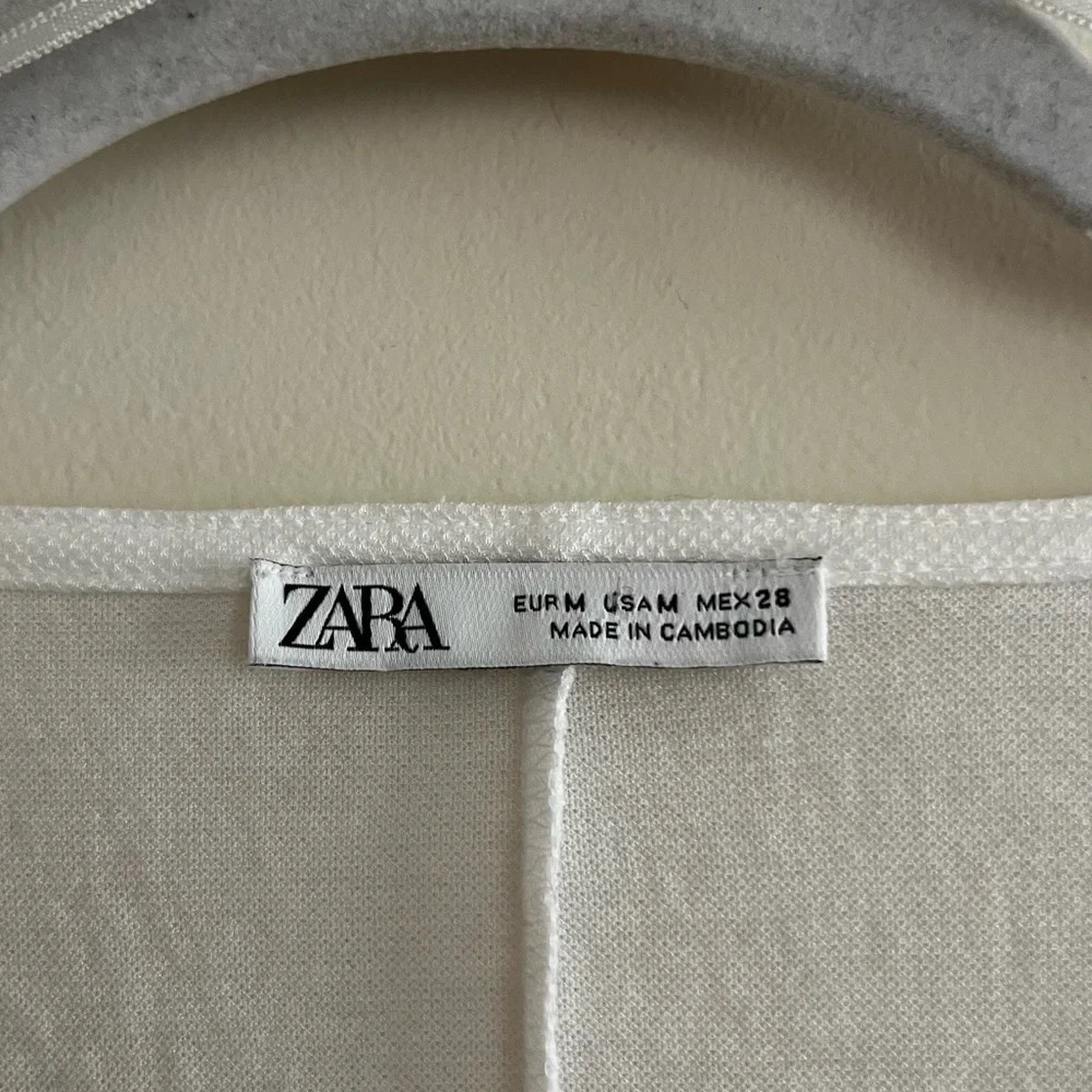 ZARA Gauzy Romantic White Batwing Dolman Sleeve Cropped Button Blouse Top - Picture 7 of 10